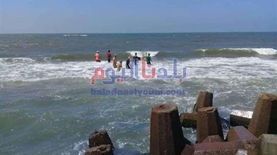 بجوار النخيل.. غرق 4 أشخاص في شاطئ الصفوة وانتشال جثة سيدة