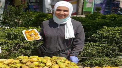 لن تصدق.. بائعة تين تدرس في أكاديمية الطيران