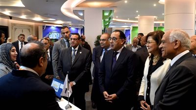 رئيس الوزراء يشارك بمؤتمر المبادرة الوطنية للمشروعات الخضراء الذكية