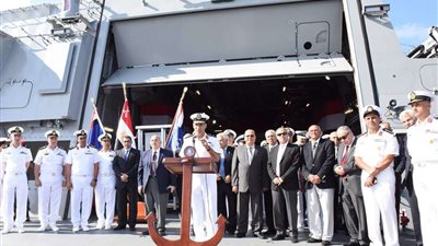 وصول الفرقاطة «العزيز» من طراز  «MEKO-A200» لقاعدة الإسكندرية