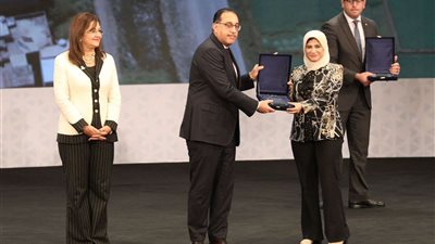 مايا مرسى: المرأة المصرية قادرة ومؤهلة لمواجهة أزمة تغير المناخ