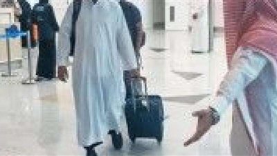 وصول الدفعة الأولى من حجاج بيت الله إلى جدة.. صور
