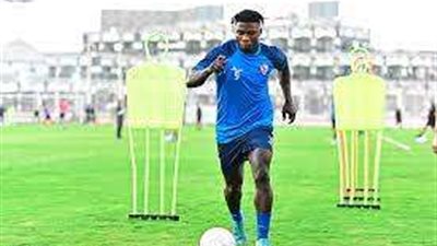 سامسون أكينيولا يشارك في مران الزمالك