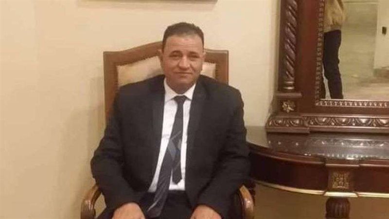 وفاة والد عريسين