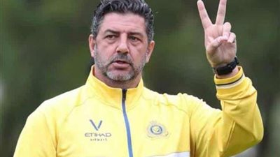 فيتوريا يقرر إقامة معسكر منتخب مصر لكرة القدم على فترتين الأولى بالقاهرة