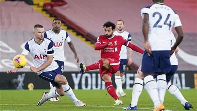 صلاح يقود تشكيل ليفربول أمام توتنهام في الدوري الإنجليزي