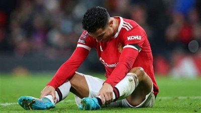 اعتزل مثل بيكيه.. نصيحة جمهور يونايتد لرونالدو بعد مباراة أستون فيلا