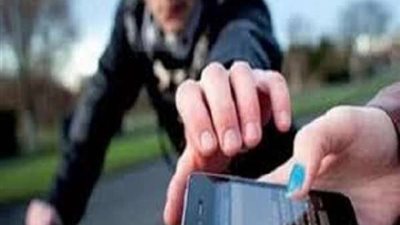 حبس المتهمين بسرقة الهواتف المحمولة في الجيزة