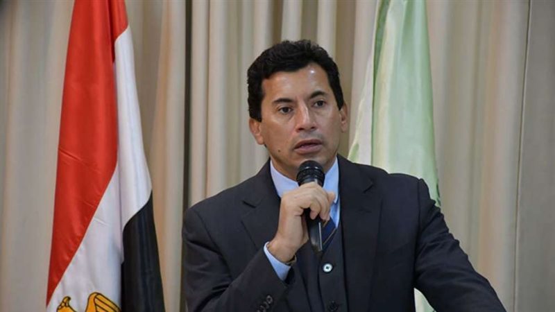 اشرف صبحي وزير الشباب