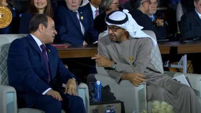 حديث جانبي بين الرئيس السيسي ونظيره الإماراتي بقمة المناخCOP27