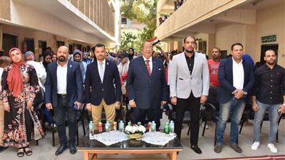 رئيس جامعة الأقصر يستقبل طلاب كلية الفنون الجميلة الجدد