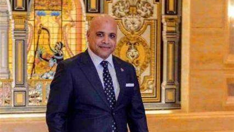 أيمن عبد اللطيف،