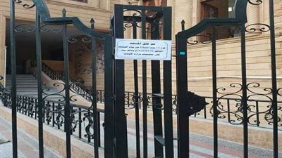 البحرين تقرر استمرار تعليق الصلوات في المساجد بسبب كرونا