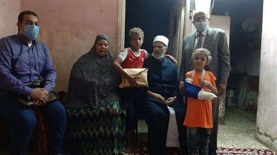 في لفتة إنسانية.. شيخ الأزهر يستجيب للطفل 