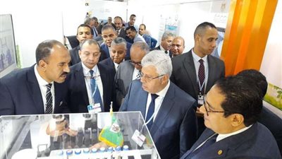ضمن فعاليات cop27.. وزير التعليم العالي يفتتح معرض جامعة القاهرة بجناح الابتكار الأخضر