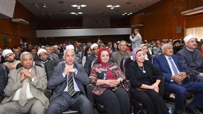 جامعة المنصورة تشارك شباب بيت العائلة المصرية فعاليات 