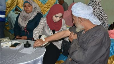 جامعة السادات الكشف وتوفير العلاج لـ 250 حاله بقرية كفر سنجلف الجديدة