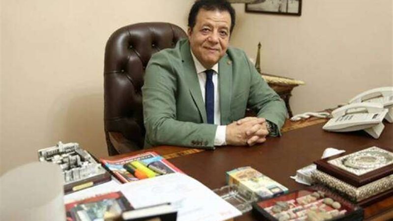 عاطف عبداللطيف، رئيس