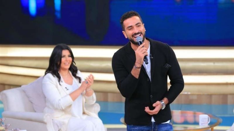 محمد الشرنوبي ومنى