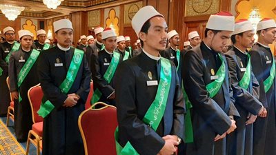 وكيل الأزهر يشهد حفل تخرج طلاب تايلاند للعام الدراسي  2021 - 2022