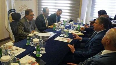 وزير البترول يستعرض مع رئيس شركة بيكرهيوز سبل خفض الانبعاثات الكربونية