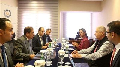 وزير البترول  يبحث أوجه التعاون مع وفد بلجيكى فى مجال الطاقة النظيفة