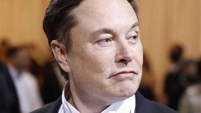 برسالة فلسفية.. إيلون ماسك يمنع موظفي تويتر من العمل بالمنزل إلا بموافقته