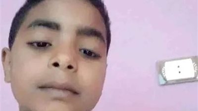 قرية حجازة بقنا تشيع جثمان طالب لقي مصرعه أثناء عودته من مدرسته