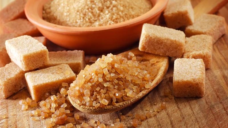 فوائد السكر البني