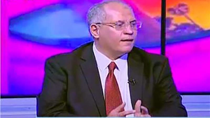 الدكتور إبراهيم الزيات