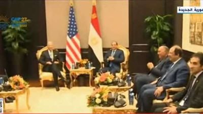 الرئيس السيسي يؤكد لنظيره الأمريكي إطلاق استراتيجية لحقوق الإنسان