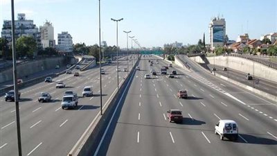 خدمات مرورية مكثفة لتطوير طريق الأوتوستراد بمنطقة المجزر الآلي بالقاهرة