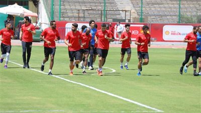 بالأسماء.. الأهلي بدون 10 لاعبين بعد عودة الدوري