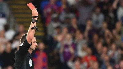 قانون جديد.. طرد أي لاعب يتعمد السعال في وجه منافسه خلال المباريات