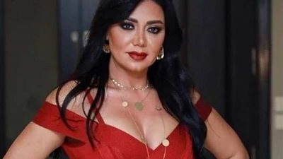 بسبب إطلالتها شبه العارية| رانيا يوسف تتصدر 