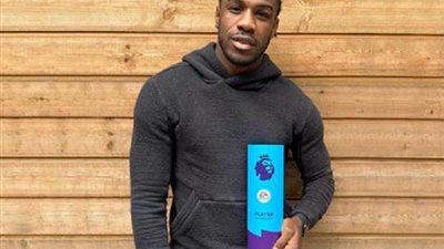 مُنقذ وست هام لاعب الشهر في البريميرليج