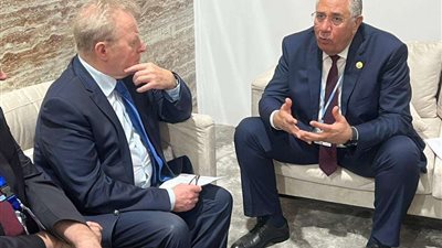 وزير الزراعة يبحث مع المفوض الزراعي الأوروبي تعزيز علاقات التعاون بين مصر ودول الاتحاد الأوروبي