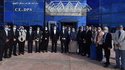 رئيس الوزراء يزور مدينة الأبحاث العلمية والتطبيقات التكنولوجية ببرج العرب الجديدة