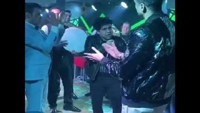 رقص حسن شاكوش وعمر كمال على أغنيتهما الجديدة (فيديو)