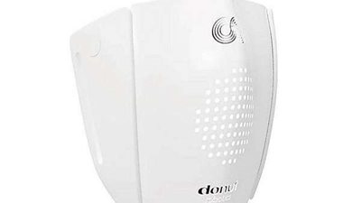 مفاجأة بالأسواق.. كمامة ذكية تتصل بالإنترنت وتعطى مرتديها تعليمات للتباعد