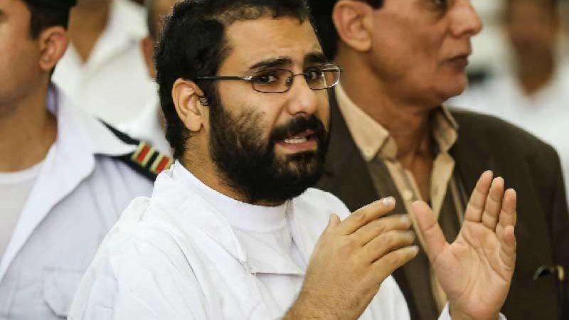 علاء عبد الفتاح