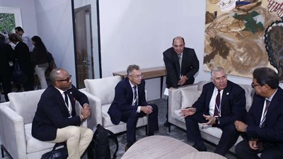 القصير يبحث مع ممثلي 