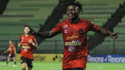 الطيران يؤجل عودة سامسون أكينيولا لتدريبات الزمالك