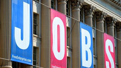 تباطؤ حاد لنمو الوظائف الأمريكية فى يوليو.. وتراجع معدل البطالة إلى 10.2%