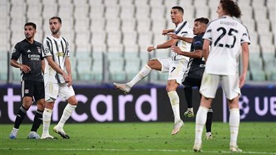 عائلة رونالدو تُهاجم لاعبي يوفنتوس بعد توديع البطولة