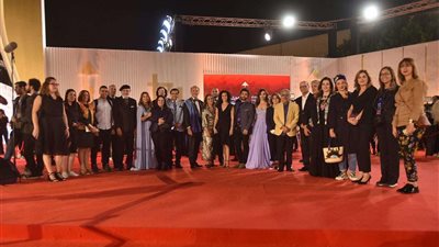 بالصور.. أبطال جزيرة الغفران يحتفلون بعرضه الأول في مهرجان القاهرة السينمائي