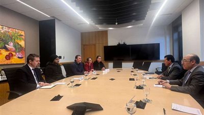 وزير الرياضة يبحث التعاون الثنائي مع رئيس جامعة أوتاوا الكندية