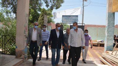 محافظ القليوبية يتفقد أعمال طريق شركات البترول