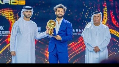 محمد صلاح بعد فوزه بجائزة جلوب سوكر: شكرا لكل من صوت لي