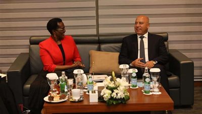 «الوزير» يلتقي الأمين العام لوزارة الدولة للشئون البحرية والشحن الكينية